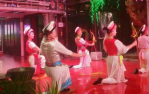 CCBD中擂團(tuán)隊(duì)在董事長(zhǎng)黃文海親自帶領(lǐng)下，走進(jìn)“云南大理白族”參觀(guān)考察市場(chǎng)調(diào)研